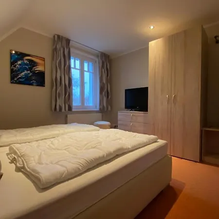 Ostseeferienpark Seepferdchen Haus Ruegen 13D Hébergement de vacances *